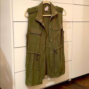 Army green zippered vest